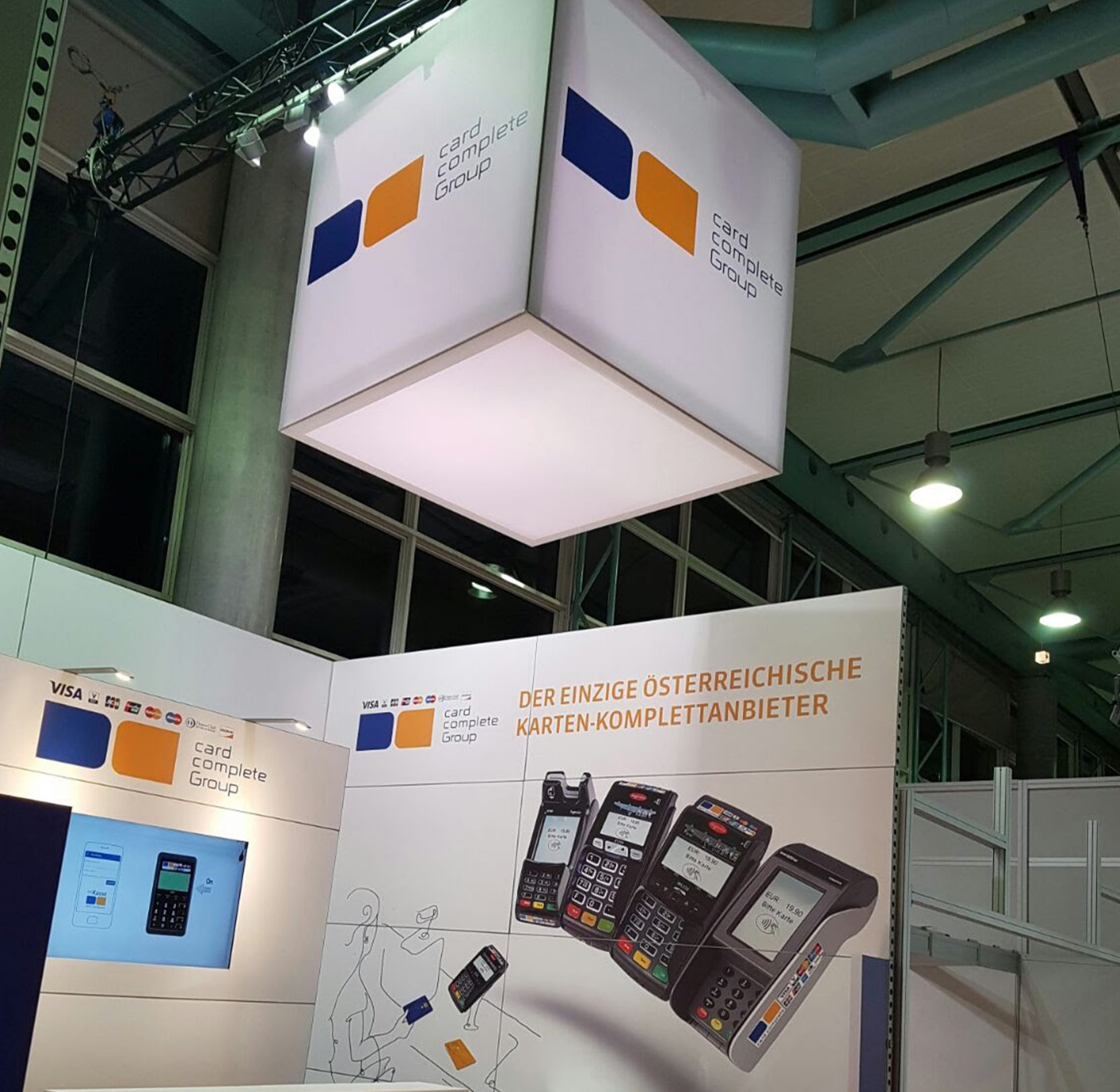 Messestand mit slimFRAME Rahmen